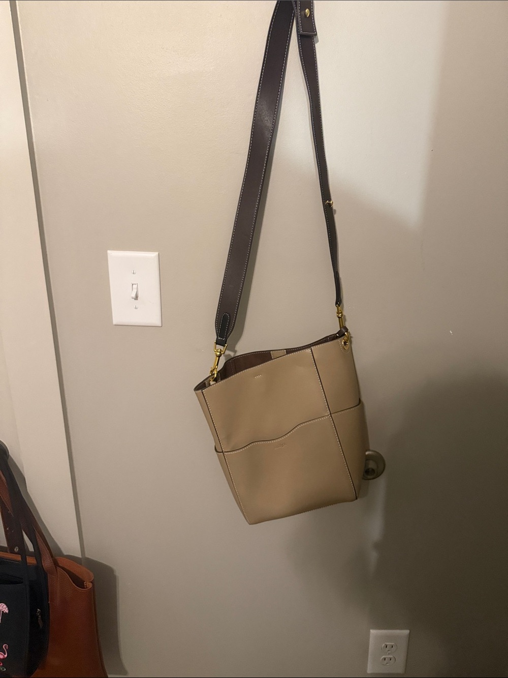 Jordan bucket bag